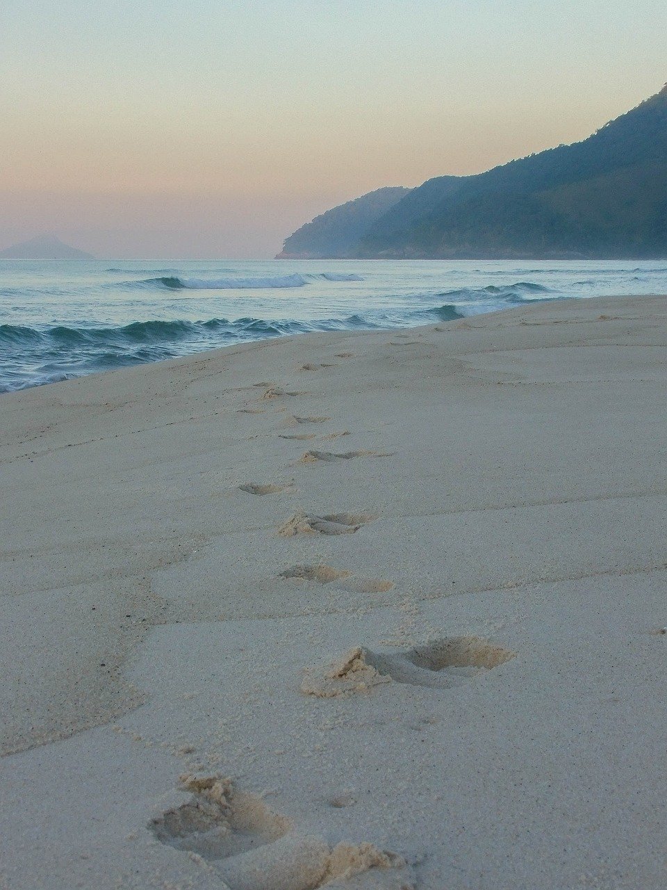 footprints, beach, sand, footprint, steps, journey, summer, vacation, sea, ocean, path, foot, nature, coast, barefoot, walk, walking, water, retreat, step, jeans, footstep, seaside, outdoor, runner, gray walking, gray path, retreat, retreat, retreat, retreat, retreat